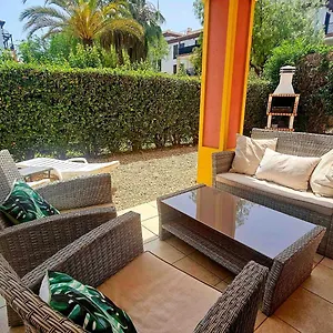  Apartamento (cap001) Con Jardín Y Acceso A La Piscina. España