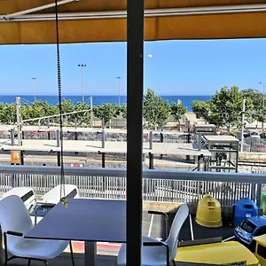  Apartamento Luxury Accommodation, Next To & Train Station España